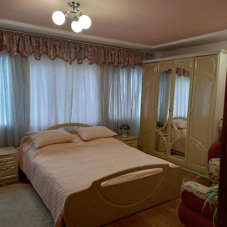 Лаванда Яремча Экстерьер фото